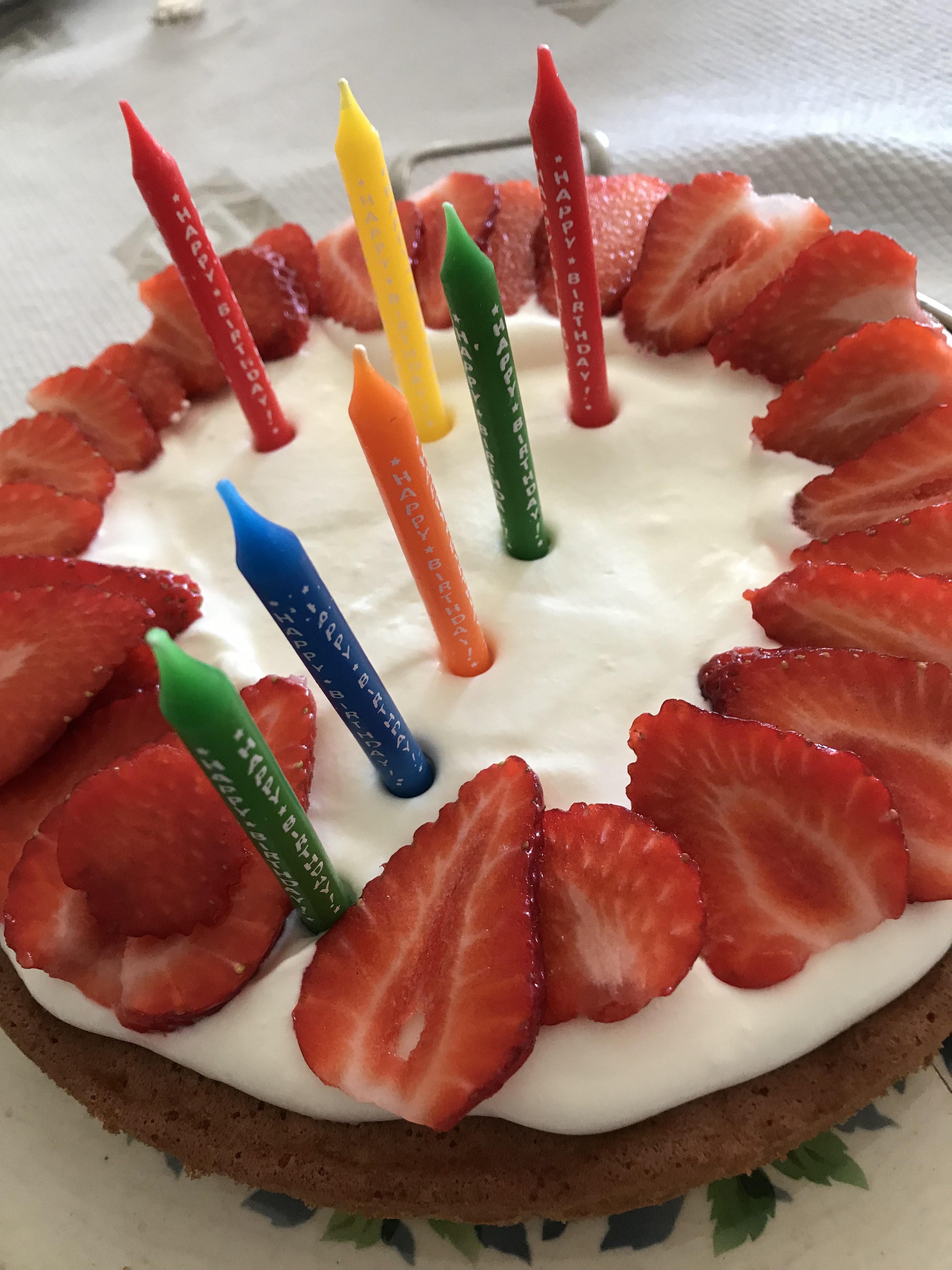 Easy and delicious gluten free strawberry cake
